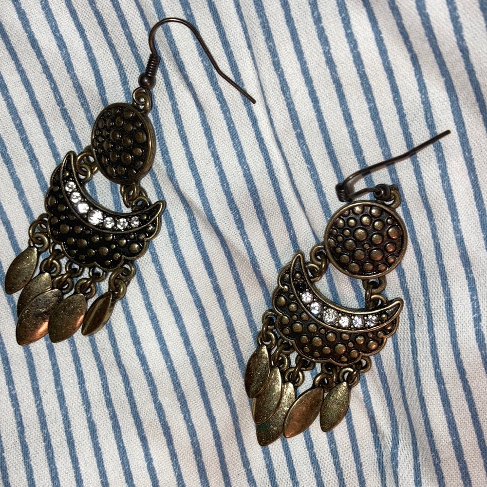 Gorgeous chandelier earrings